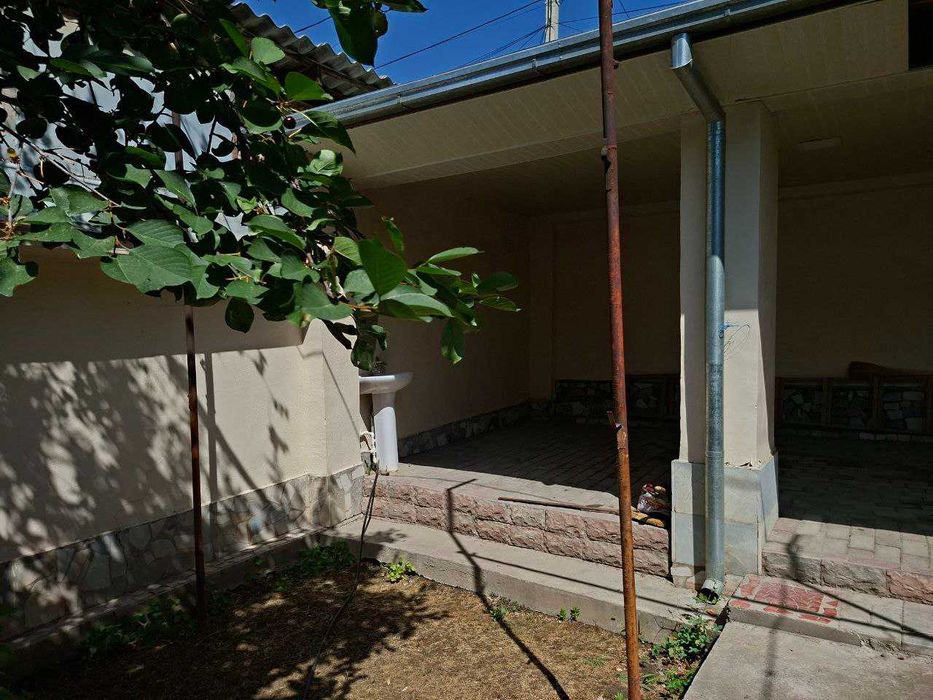 Срочно продается угловой участок от собственника ор-р Mirabad Avenue