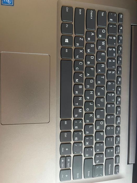 Lenovo ноутбук сатылады