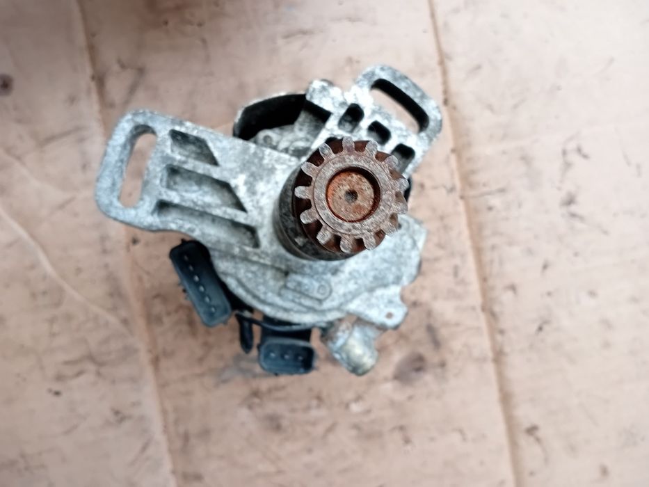 Трамблёр MAZDA Cronos