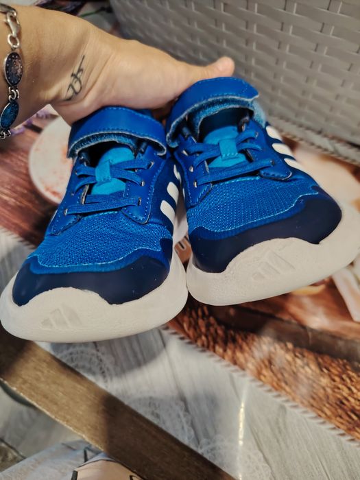 Adidașii copii nr