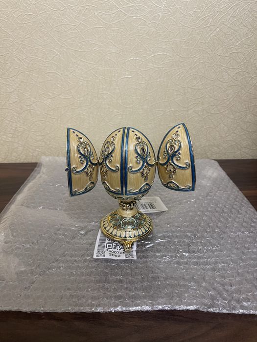 Продается Яйцо с часами в стиле Fabergé