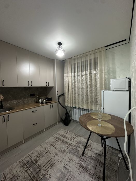 Суткаға квартира беріледі.