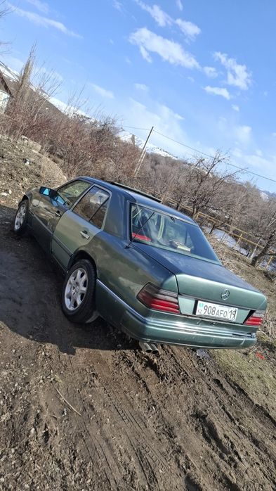 Mercedes-Benz w124