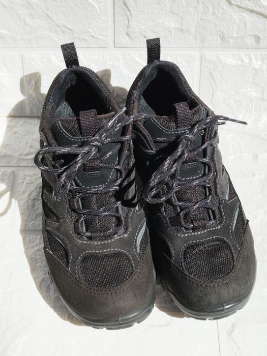 ECCO gore-tex ,36 номер,нови , дамски обувки ,унисекс
Непромокаема мем