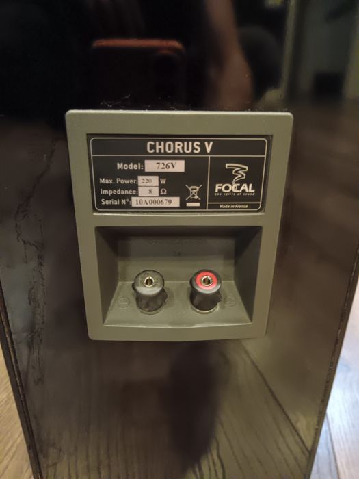 Boxe Focal Chorus 726v  220w RMS