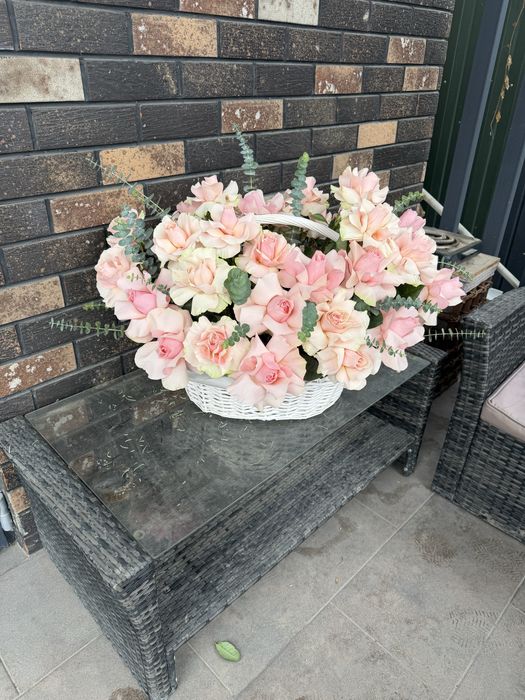 Корзина из французких роз