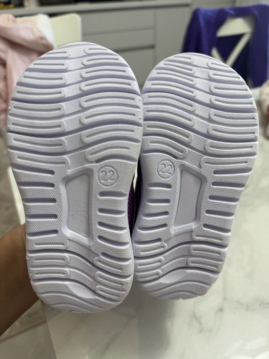 Кросовки детские размер 22