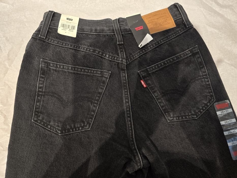 Levi's mom jeans măsură 26**