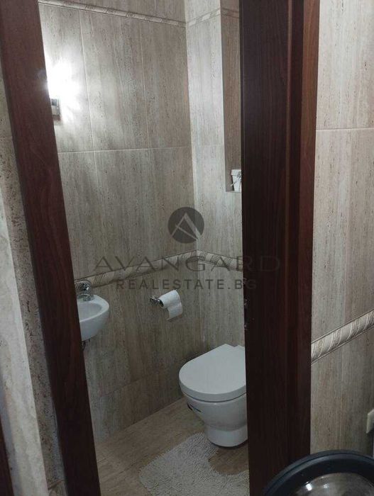 Продава се Тристаен апартамент в Пловдив, Каменица 2 - 109 кв.м за 2606 €/кв.м - Снимка #7