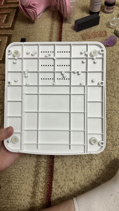 Продам лампу для маникюра