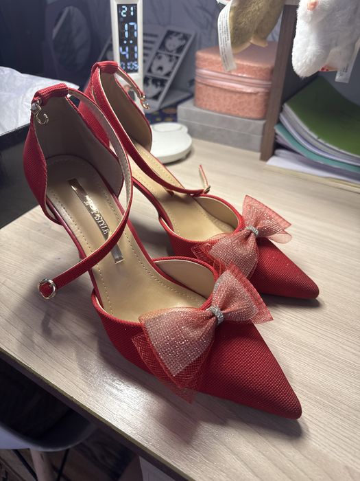 Продам туфли 10 000 тг. Есть торг