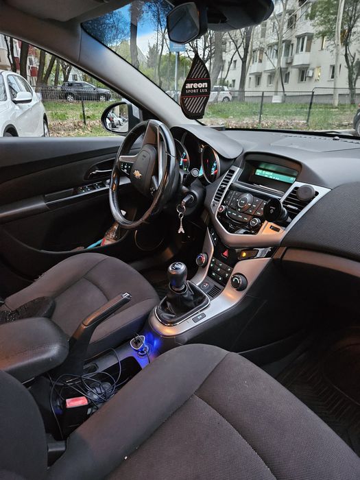 Chevrolet Cruze 1.8 benzina + GPL