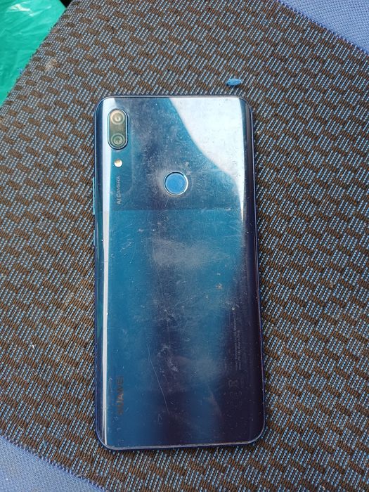 Huawei P Smart Z fara display. Nu stiu nimic desprel el. Pentru piese