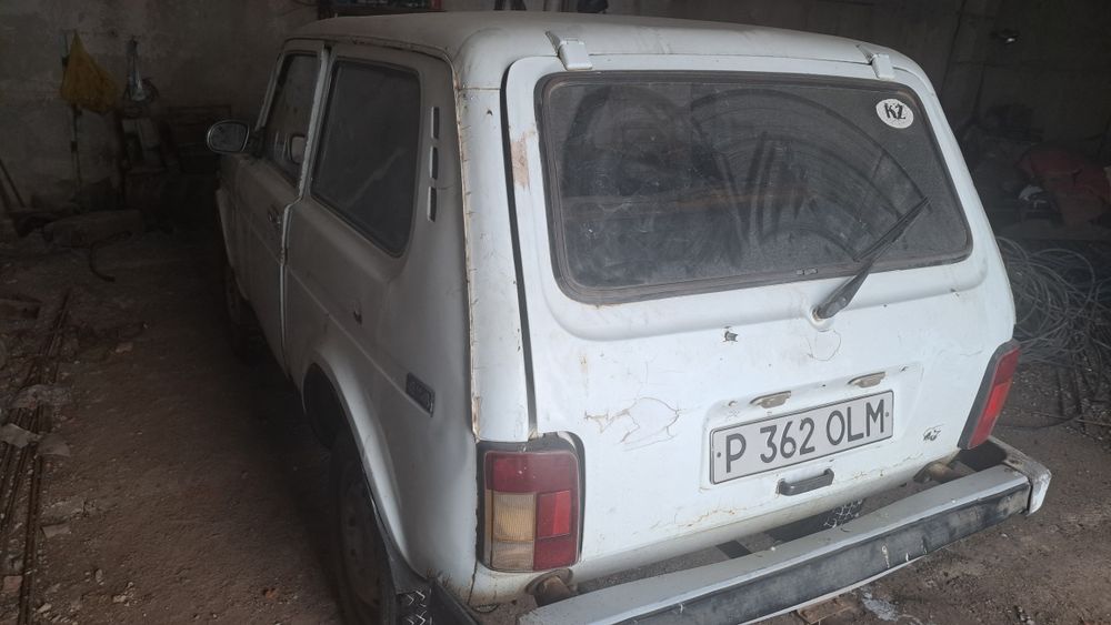 Продам Ниву трех дверную