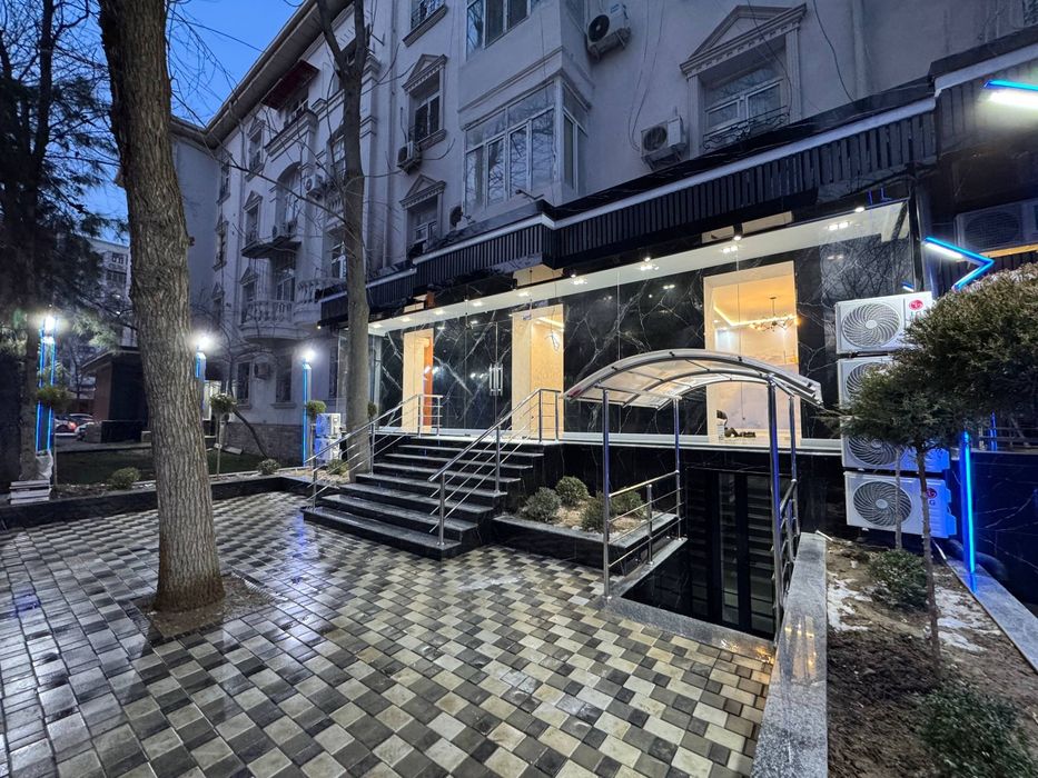 Продаётся коммерческое помешения Мирабадский р-н Ор-р ул.Нукус Гламур