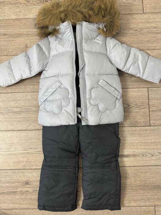 Продам зимний комплект на девочку