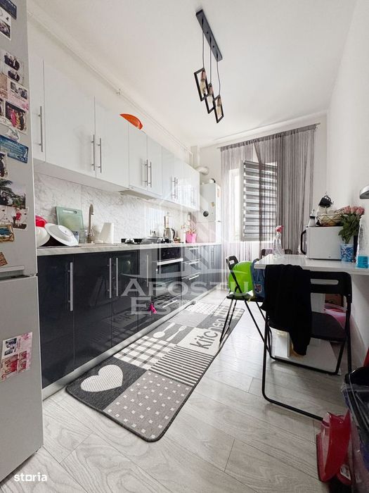 Apartament 2 camere de vanzare, 53mp utili + 8 mp balcon -Giroc