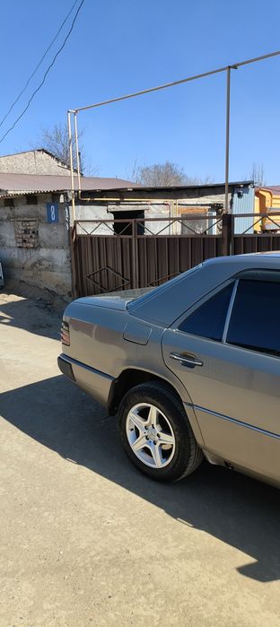 Мерседес Е250  дизель