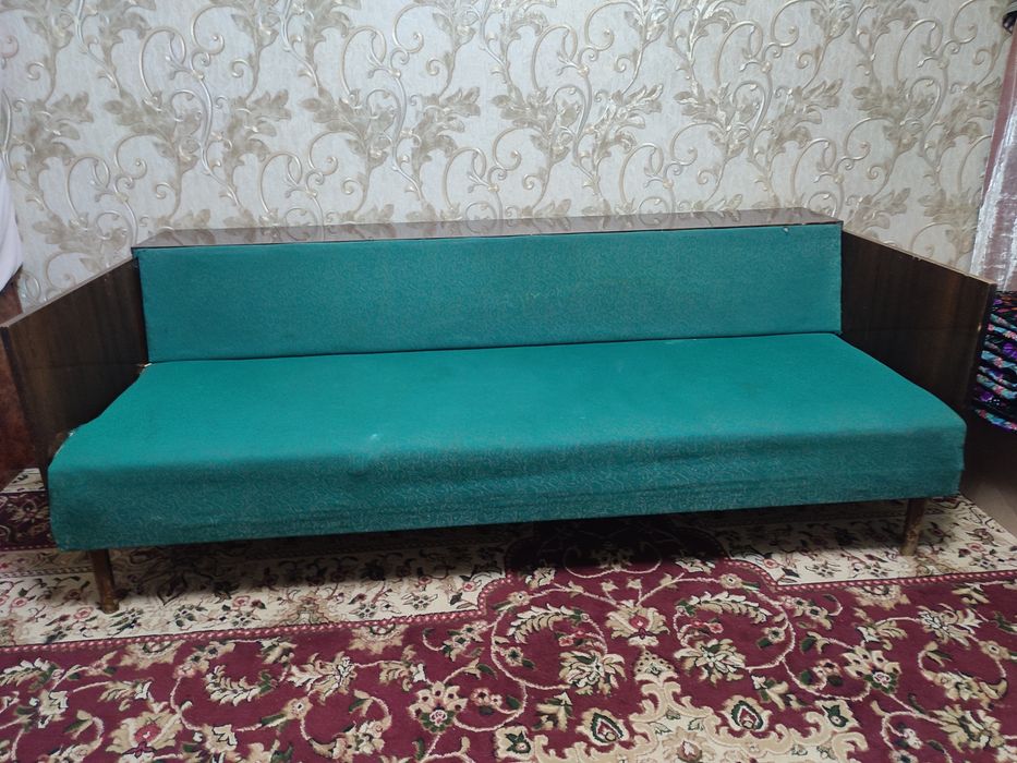 Детские взрослые мебелы