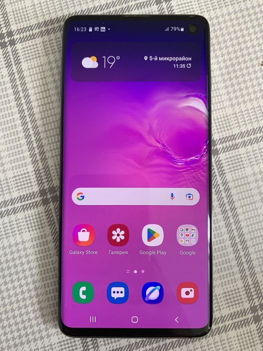 Продам самсунг S10 состояние идеальное