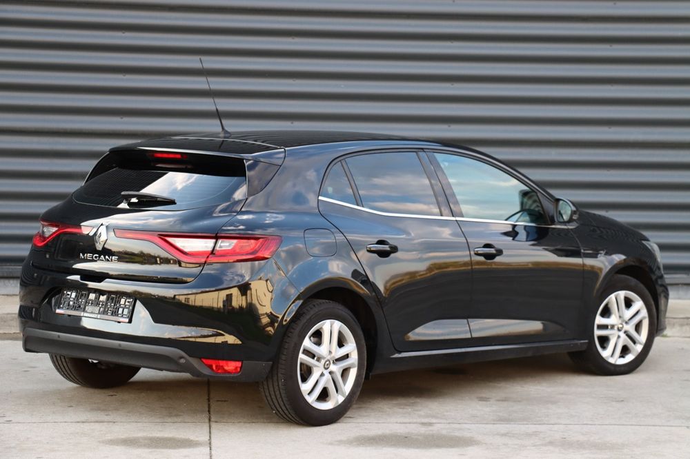Renault Megane IV, 1.3 Benzina, Rate Fixe, Garanție
