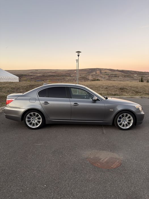 BMW 5 Series 2009 — imagine 4