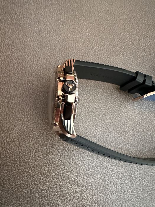 Часы наручные Chopard