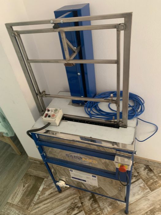 Vând descapacitor faguri automat și uscător polen inox