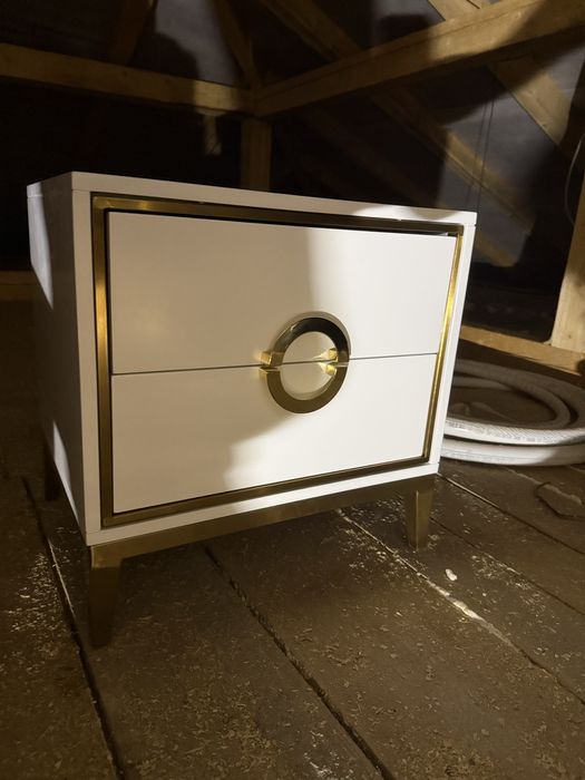 Set 2 noptiere dormitor deosebite