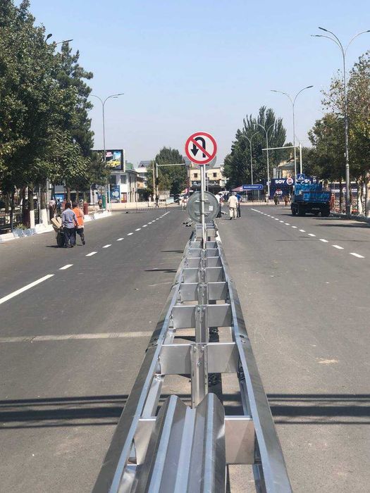 Двухсторонние дорожные ограждения Барьерного типа