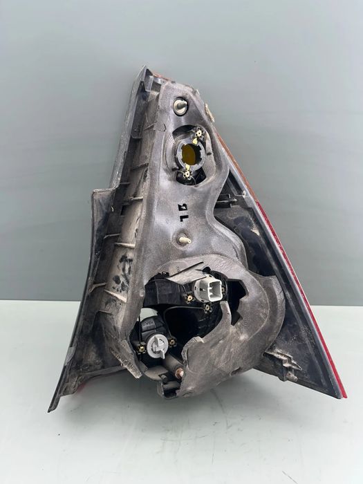 Lampa / Tripla stop stanga pe aripa Daihatsu YRV 1.0 MT (64 hp)