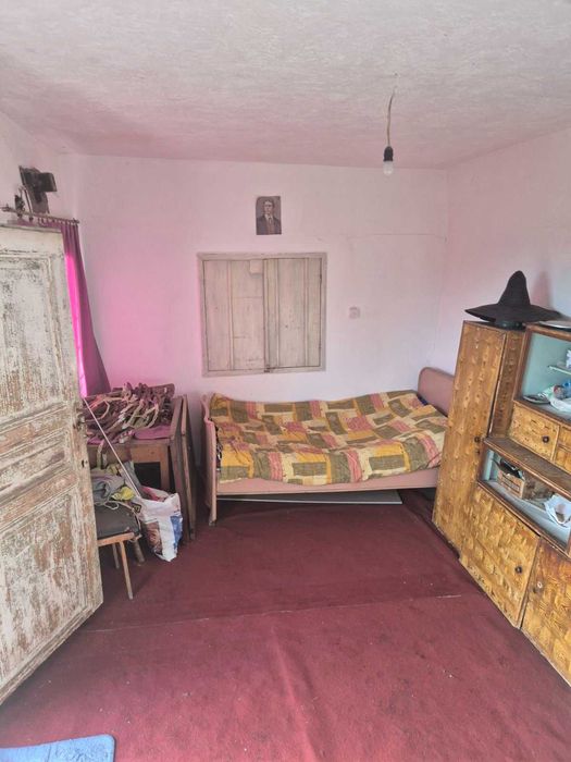 Вила в подножието на Стара планина област Карлово