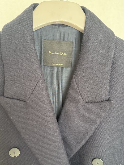 Продам женское пальто Massimo Dutti тёмно-синего цвета.