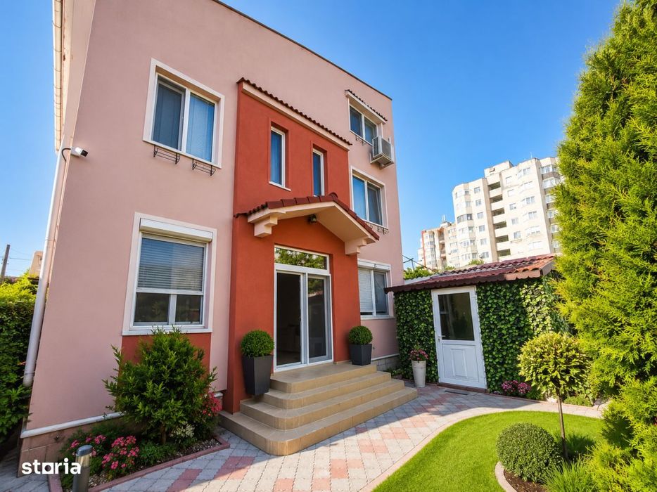 Vanzare vila S+P+1+M spatioasa Faleza Nord