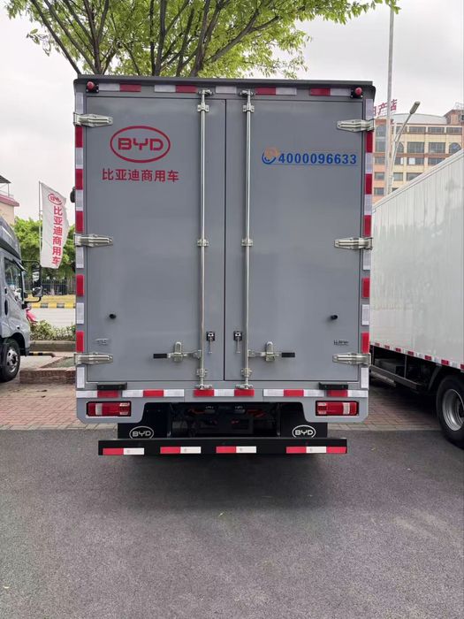Byd T5 электрическая версия если из холодильника рефрижератором 132 кв