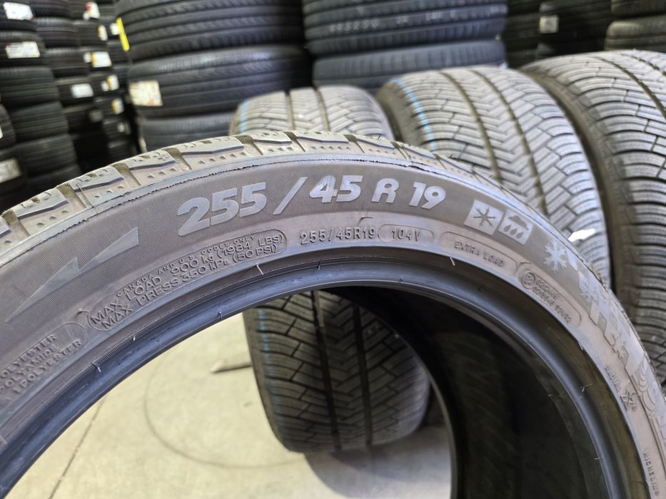255/45/19 MICHELIN 4бр