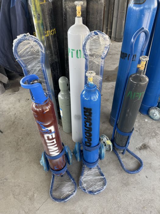 Продаются тележки для 10 - литровых баллонов!