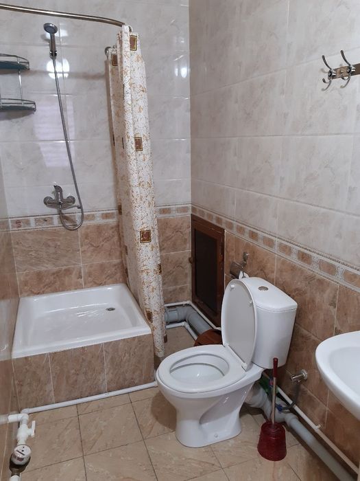 Додо пицца. Корзинка олдида Янги курилган Дом.