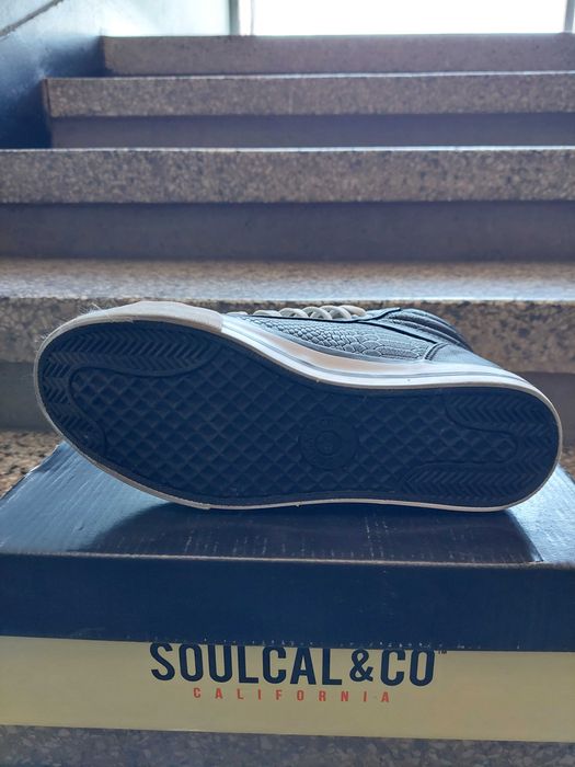 Дамски обувки (кецове)