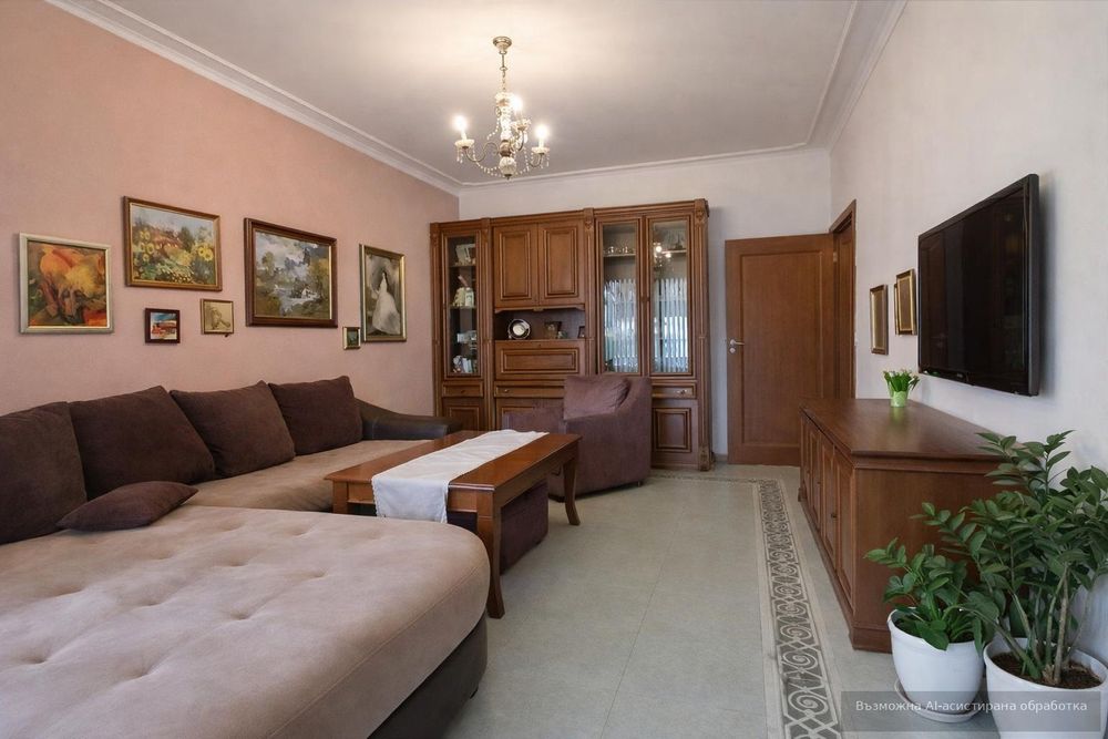 ЕКСКЛУЗИВНО! Тристаен апартамент в кв. Кючук Париж