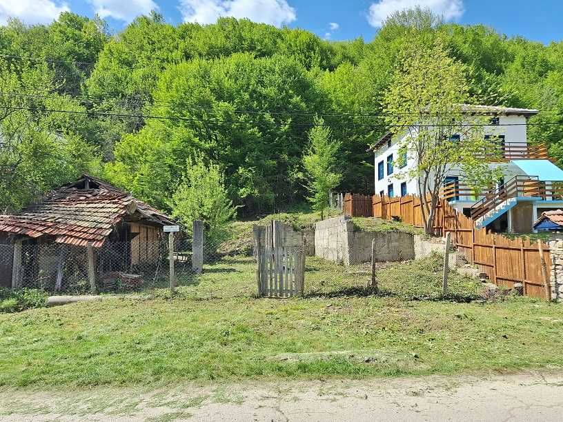 Продава УПИ в с.Енчовци, общ. Трявна/Плачковци