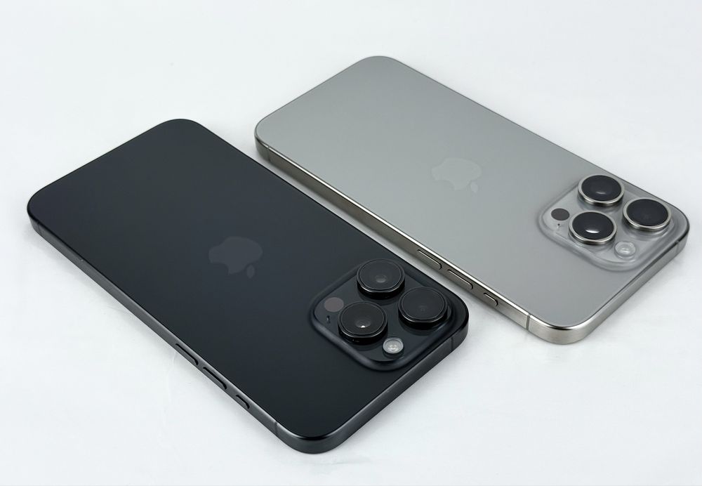 Apple iPhone 15 Pro Max 256GB Natural / Black USA Перфектен! Гаранция!