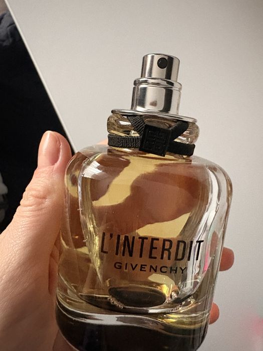 Apa de parfum givenchy l interdit