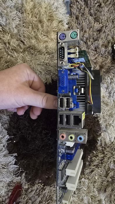 placa de baza cu procesor si ram