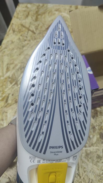 Утюг Philips DST7031. Б/у