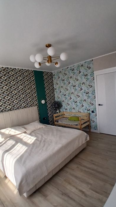 Продам квартиру  жк медина