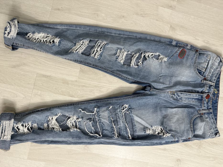 Blugi dama xs-S mai multe modele