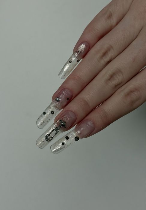 Ищу моделей на наращивание ногтей