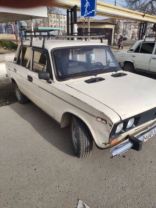 Продаю машину ваз 2106 жёлтые болоны аккумулятор новый .