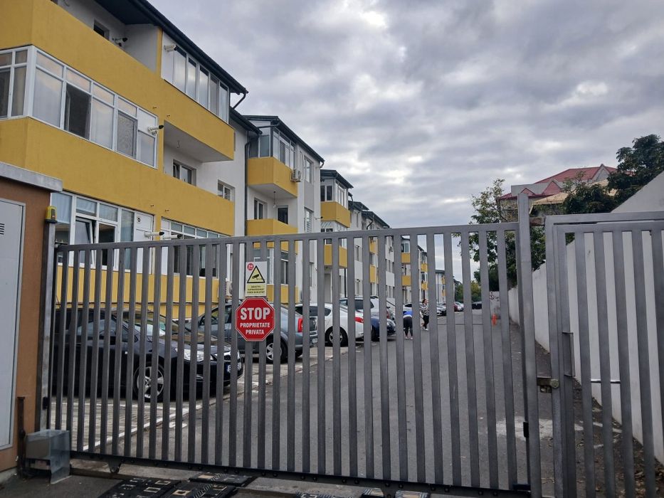 Apartament doua camere confort 1 , 51 mp